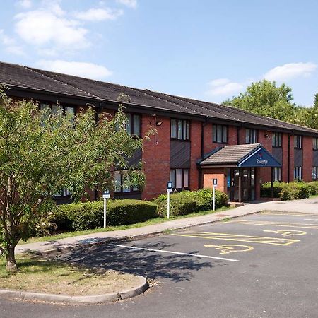 Travelodge Дройтуич Экстерьер фото